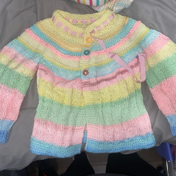 Sweaters - Picture 8 of 15